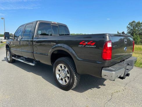 Used 2008 Ford F250 Lariat AWD/4WD image 6