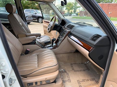 Used 2001 Land Rover Range Rover HSE AWD/4WD image 24