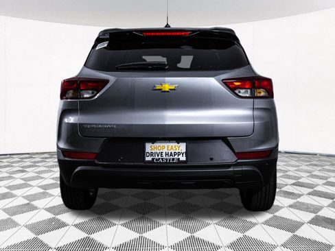 Used 2025 Chevrolet TrailBlazer LS w/ LS Convenience Package FWD image 16