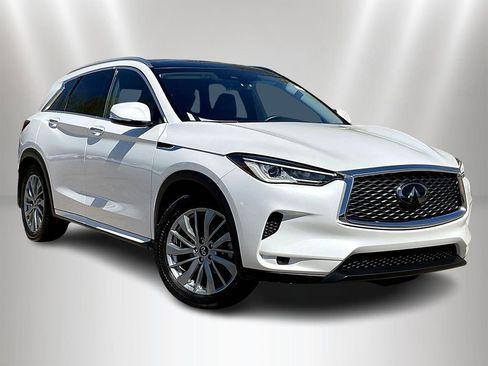 Used 2023 INFINITI QX50 Luxe AWD/4WD image 3