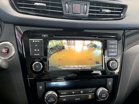 Used 2020 Nissan Rogue Sport SV w/ All-Weather Package AWD/4WD image 22