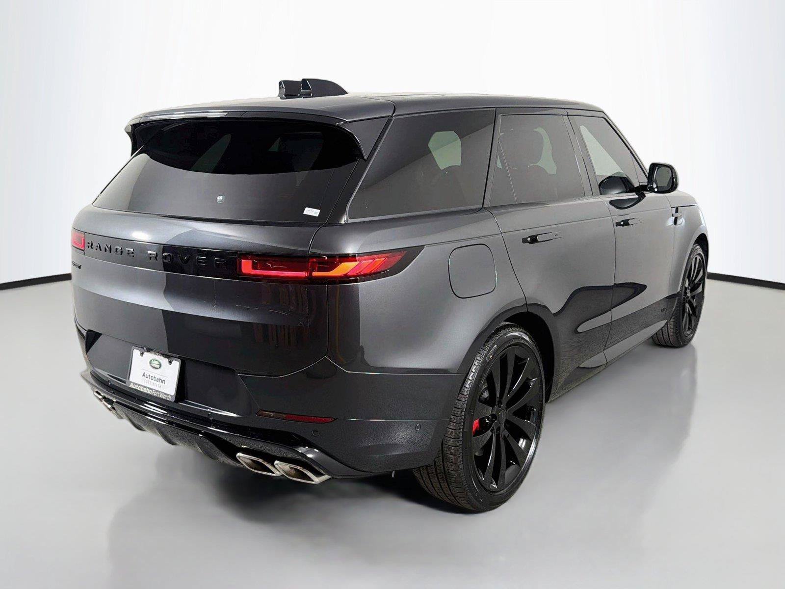 New 2026 Land Rover Range Rover Sport Dynamic SE AWD/4WD image 5