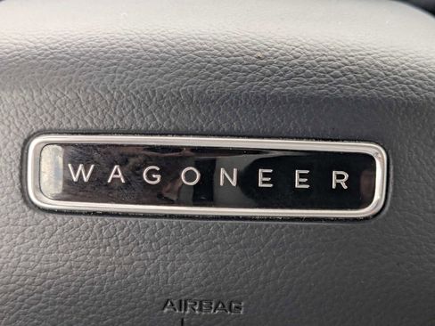 Used 2024 Jeep Wagoneer Series II AWD/4WD image 39