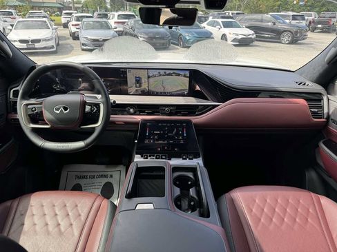 Used 2025 INFINITI QX80 Autograph w/ Autograph Exterior Package AWD/4WD image 15