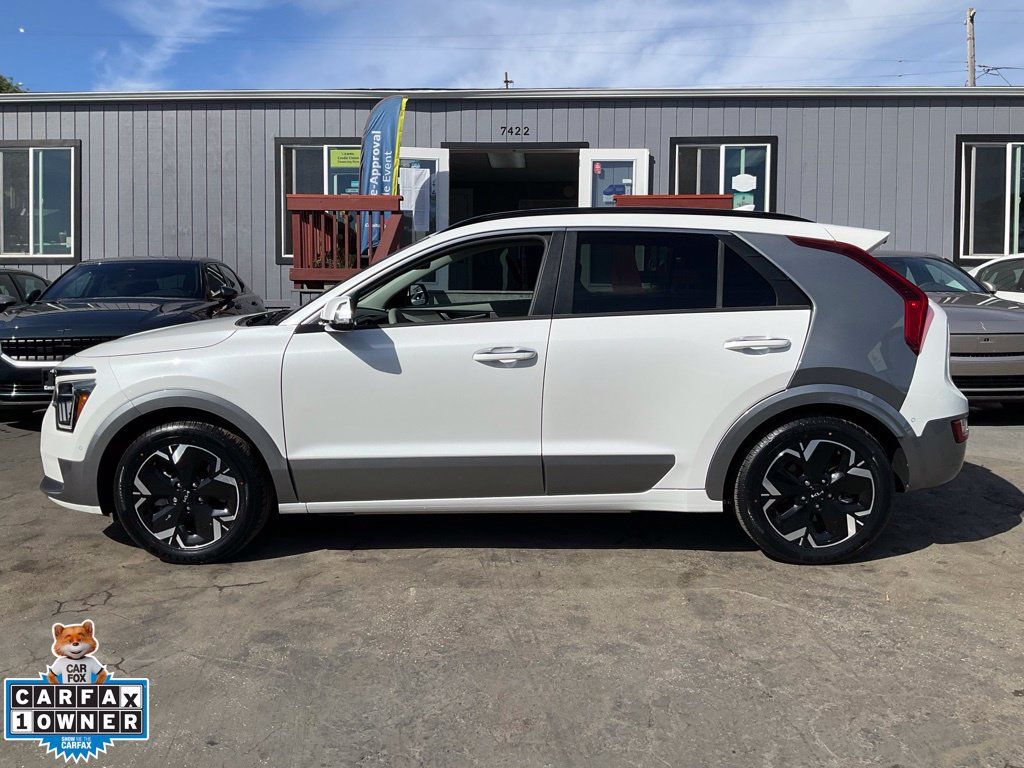 Used 2023 Kia Niro Wave FWD image 6