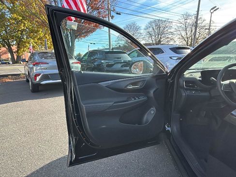 New 2025 Buick Envista Preferred w/ Convenience I Package image 11