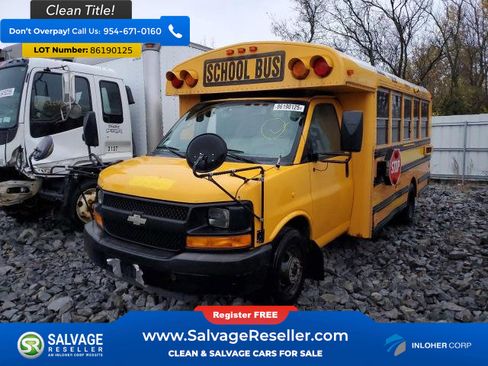 Used 2012 Chevrolet Express 3500 Extended w/ School Bus Package RWD image 3