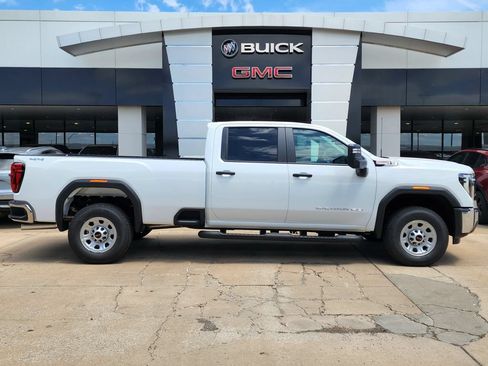 New 2026 GMC Sierra 2500 Pro w/ Max Trailering Package AWD/4WD image 2