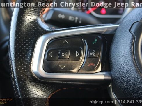 Used 2022 Jeep Gladiator Mojave image 17