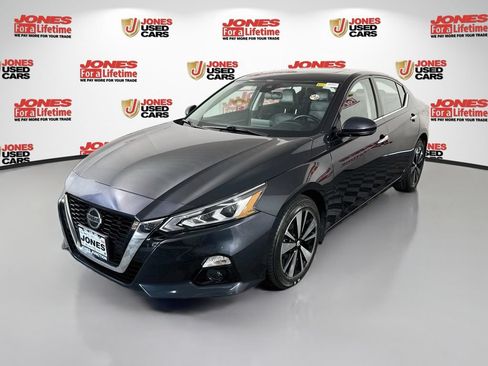 Used 2021 Nissan Altima 2.5 SL AWD/4WD image 13