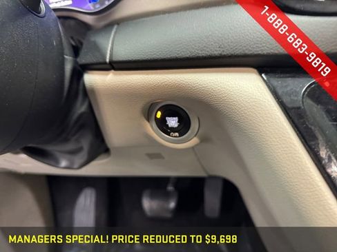 Used 2017 Chrysler Pacifica Touring-L Plus w/ Tire & Wheel Group image 21