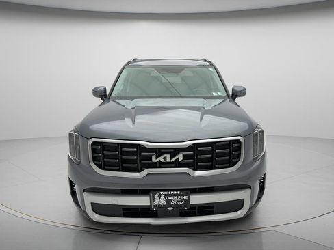 Used 2025 Kia Telluride S AWD/4WD image 3