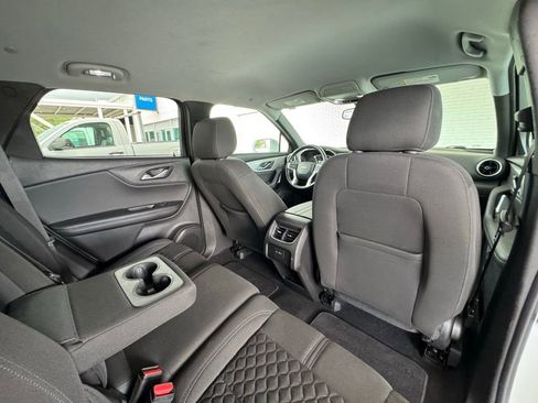 Used 2020 Chevrolet Blazer LT FWD image 28