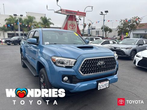 Used 2019 Toyota Tacoma TRD Sport w/ Technology Package RWD image 1