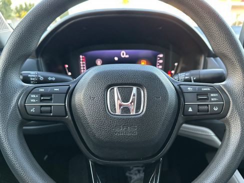 Used 2023 Honda Accord EX image 22
