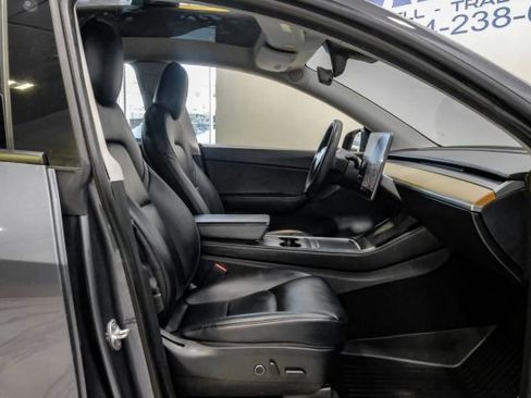 Used 2021 Tesla Model Y 2WD image 43