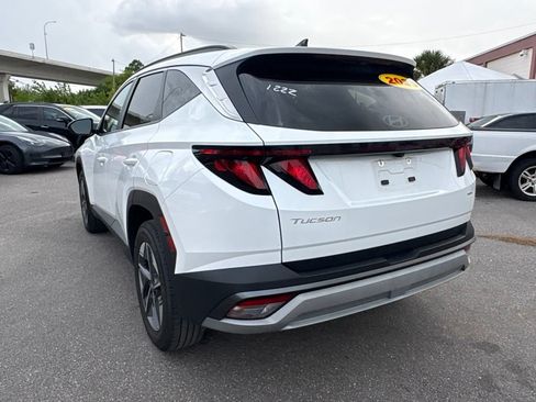 Used 2025 Hyundai Tucson SEL AWD/4WD image 8