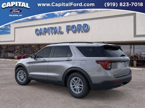 New 2026 Ford Explorer Active RWD image 4