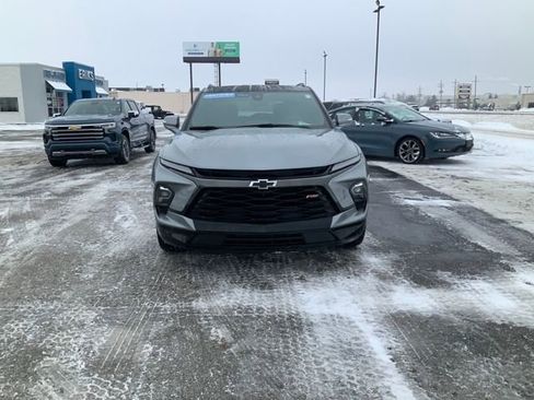 Certified 2023 Chevrolet Blazer RS w/ Driver Confidence II Package image 3