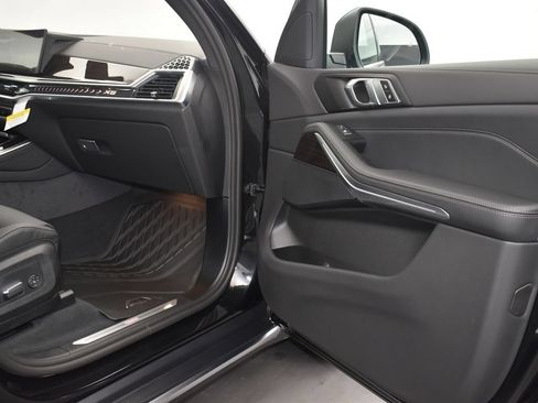 Used 2026 BMW X5 sDrive40i RWD image 21