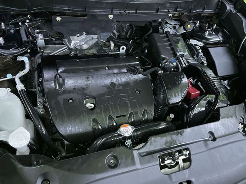 Used 2017 Mitsubishi Outlander Sport SE image 29