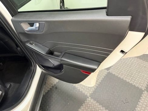 Used 2024 Ford Escape ST-Line w/ Tech Pack #1 FWD image 42
