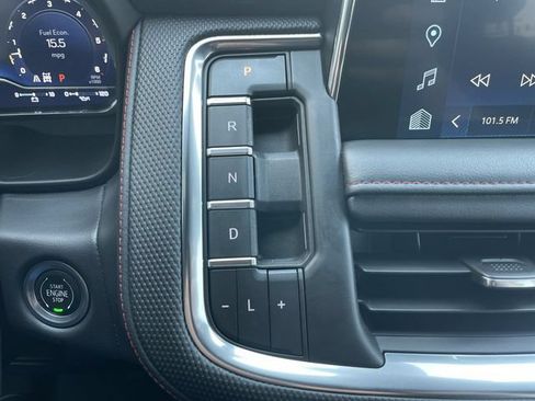 Used 2022 Chevrolet Tahoe RST w/ Sport Performance Package AWD/4WD image 19