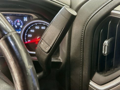 Used 2021 Chevrolet Silverado 1500 LTZ w/ LTZ Premium Package AWD/4WD image 25