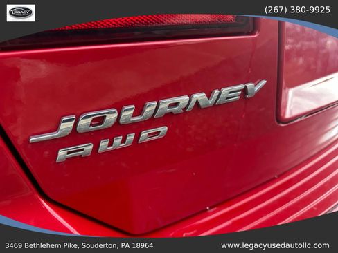 Used 2014 Dodge Journey SXT w/ Flexible Seating Group image 10
