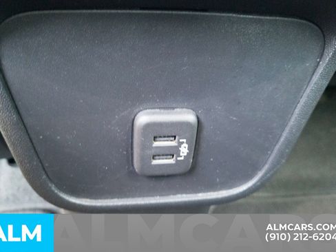 Used 2023 Chevrolet Equinox LT image 22