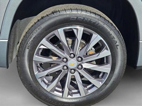 Used 2023 Chevrolet Traverse Premier w/ LPO, Floor Liner Package FWD image 25