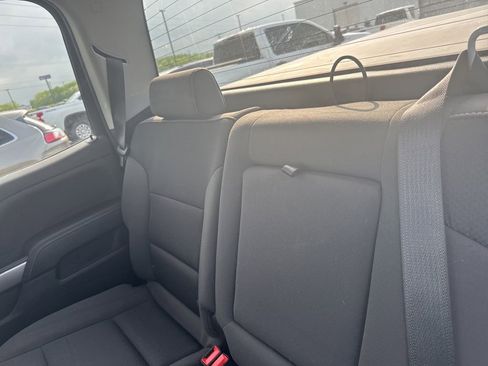 Used 2018 Chevrolet Silverado 1500 LT w/ LT Eassist Package AWD/4WD image 7