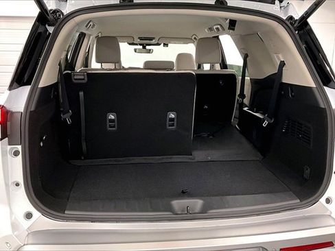 New 2025 Nissan Pathfinder SL image 37