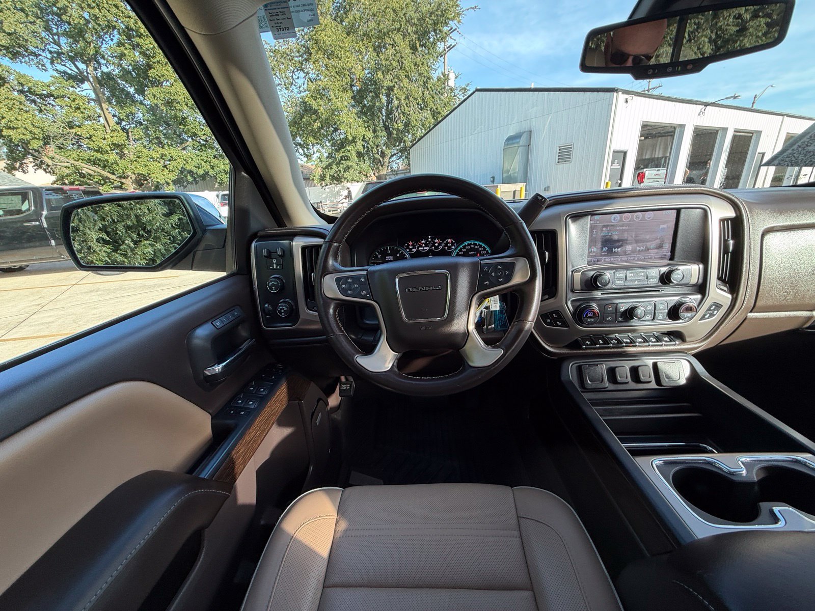 Used 2018 GMC Sierra 1500 Denali w/ Denali Ultimate Package AWD/4WD image 2