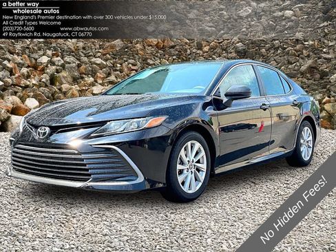 Used 2023 Toyota Camry LE FWD image 1