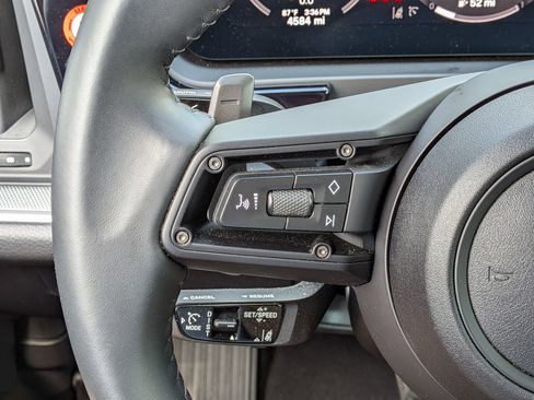 Certified 2025 Porsche Cayenne GTS AWD/4WD image 18