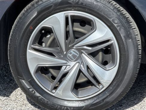 Used 2019 Honda Civic LX image 11