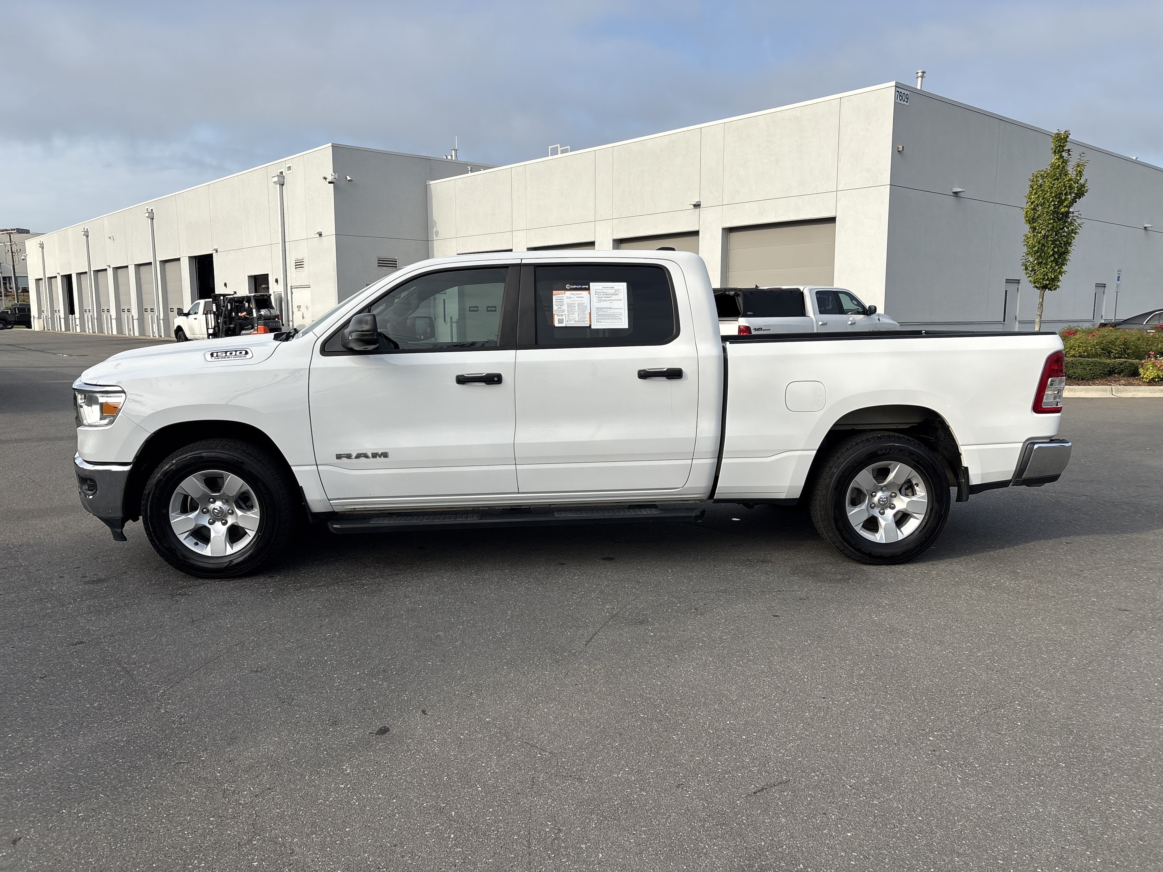 Used 2023 RAM 1500 Big Horn AWD/4WD image 6
