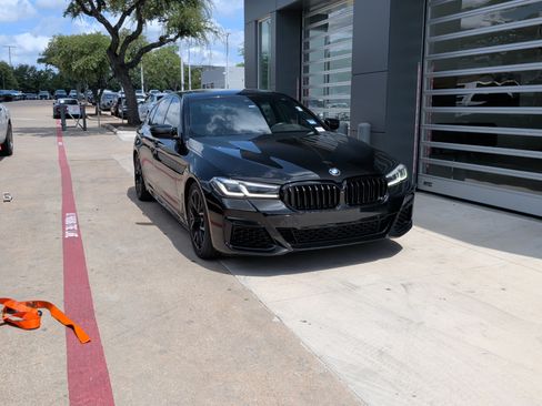 Used 2021 BMW 540i w/ M Sport Package RWD image 2