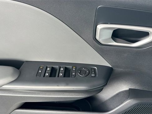 New 2026 Kia K4 LXS image 12