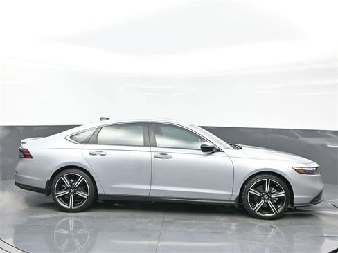 Certified 2024 Honda Accord Sport image 7