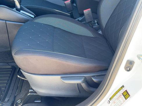 Used 2020 Nissan Kicks S image 14