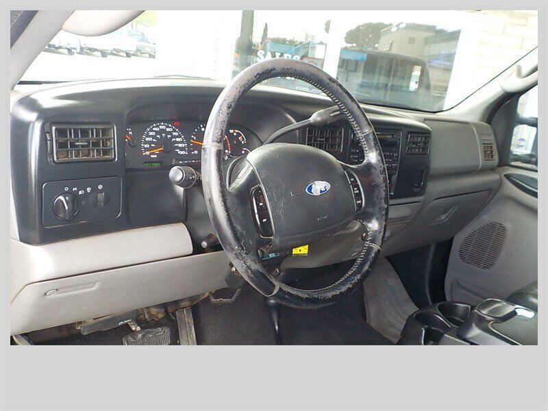 Used 2003 Ford F350 XLT AWD/4WD image 6