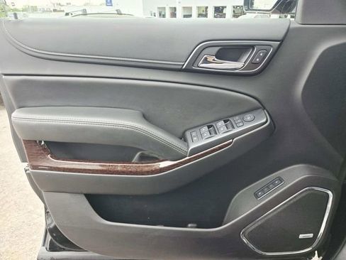 Used 2019 GMC Yukon SLT AWD/4WD image 34