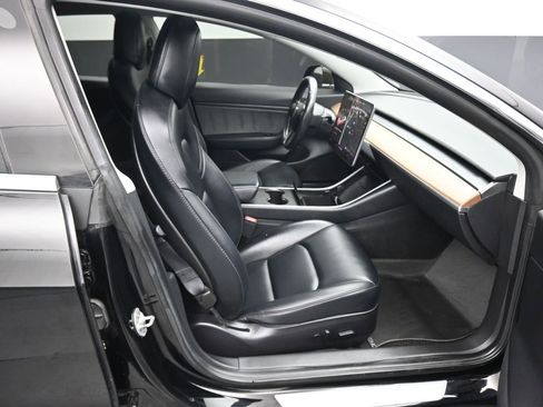 Used 2019 Tesla Model 3 Performance image 41