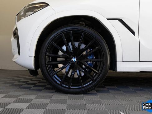 Used 2022 BMW X6 M50i w/ Premium Package AWD/4WD image 9