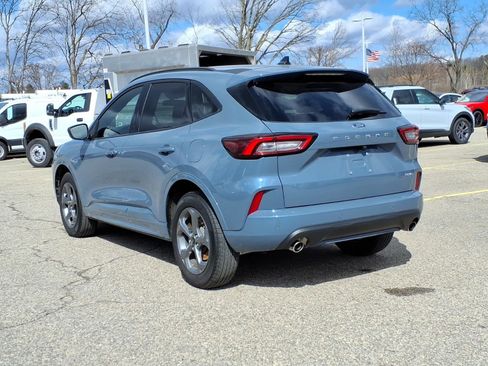 Certified 2024 Ford Escape ST-Line w/ Tech Pack #1 AWD/4WD image 5