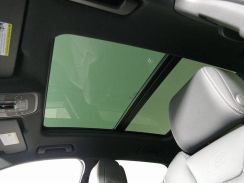 New 2025 Audi Q3 2.0T Premium image 29