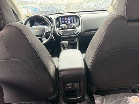 Used 2019 Chevrolet Colorado LT w/ LT Convenience Package AWD/4WD image 18