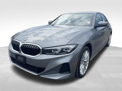 Used 2023 BMW 330i xDrive Sedan w/ Convenience Package AWD/4WD image 19
